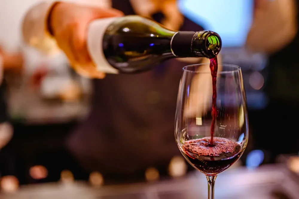 Vin rouge à Vercheny